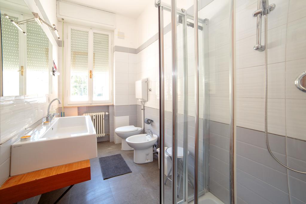 Ponte Tiberio Apartment Римини Экстерьер фото