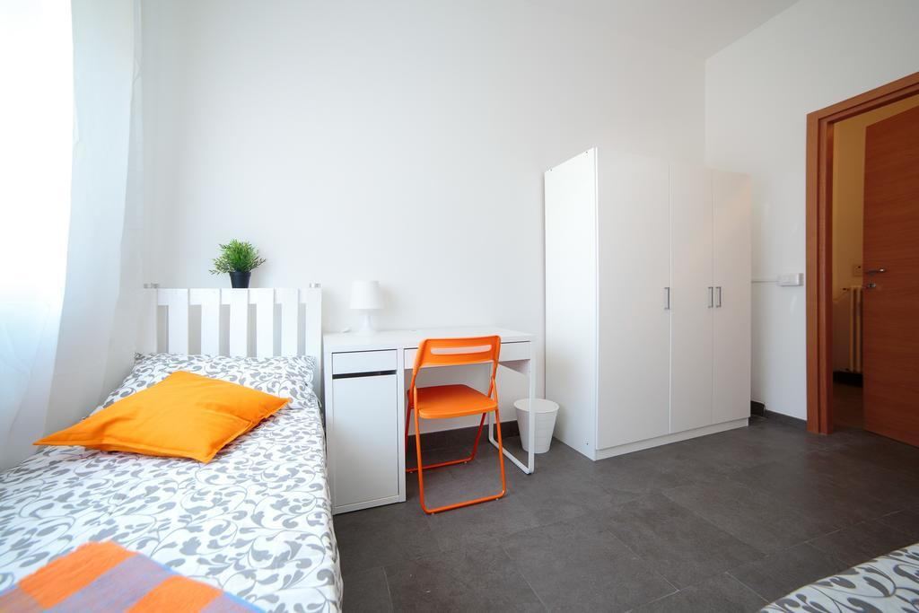 Ponte Tiberio Apartment Римини Экстерьер фото